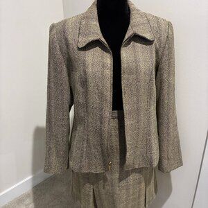 Ladies 2-Piece Career Jacket & Skirt Suit